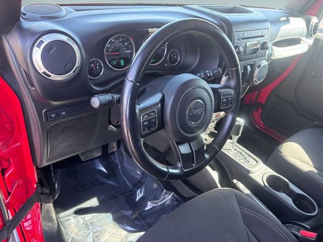 Used 2017 Jeep Wrangler Rubicon w/ Dual Top Group image 9