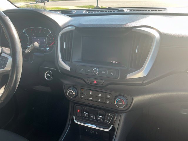 Used 2020 GMC Terrain SLE FWD image 25