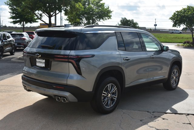 New 2026 Chevrolet Traverse LT w/ LPO, Floor Liner Package FWD image 5