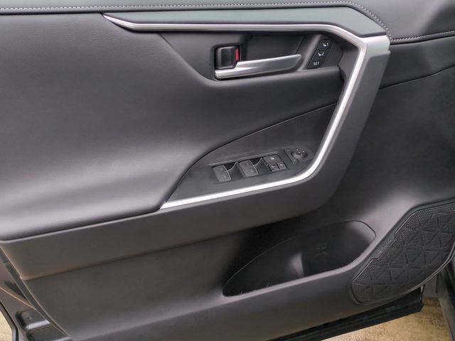 Certified 2025 Toyota RAV4 Limited w/ Advanced Technology Package image 17