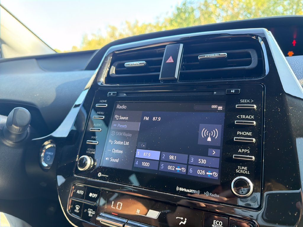 Used 2022 Toyota Prius Prime LE FWD image 14