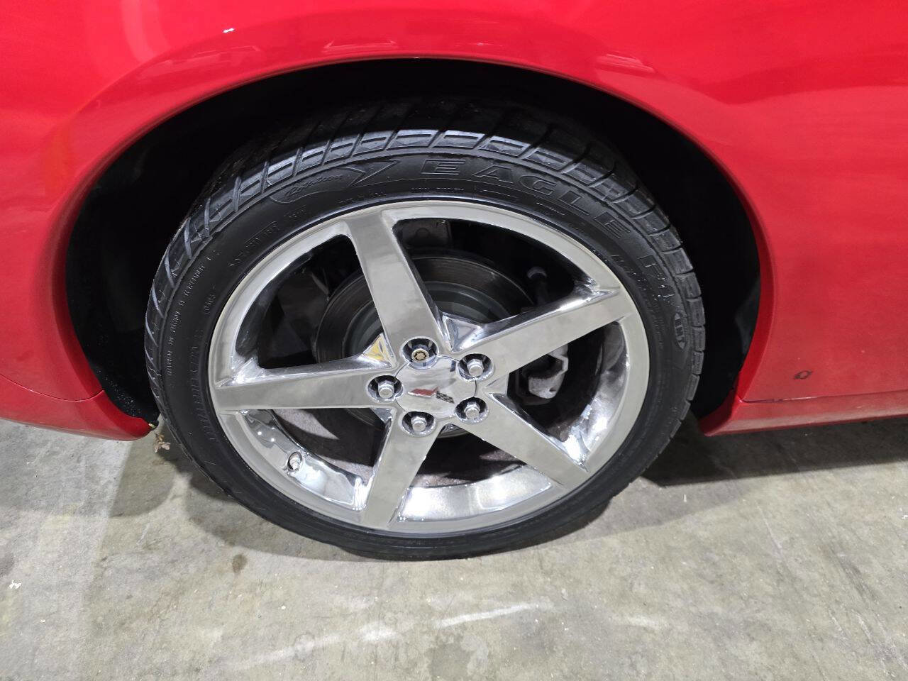 Used 2007 Chevrolet Corvette Convertible w/ Preferred Equipment Group image 21