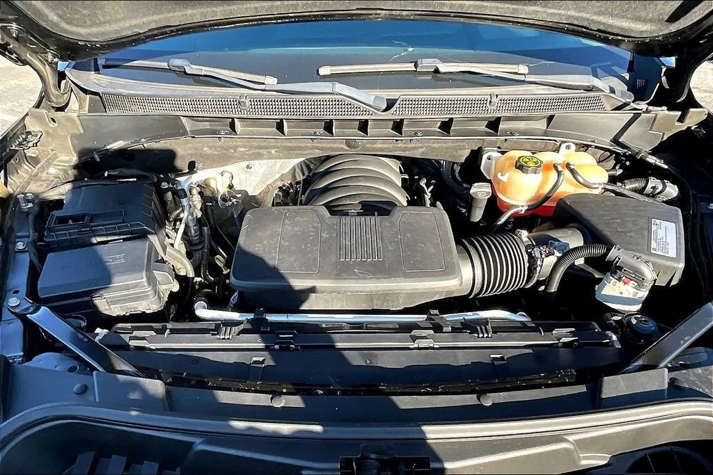 Used 2021 GMC Yukon Denali w/ Advanced Technology Package AWD/4WD image 31