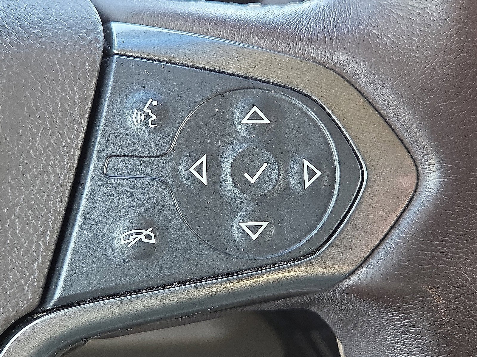 Used 2019 Chevrolet Tahoe Premier image 22