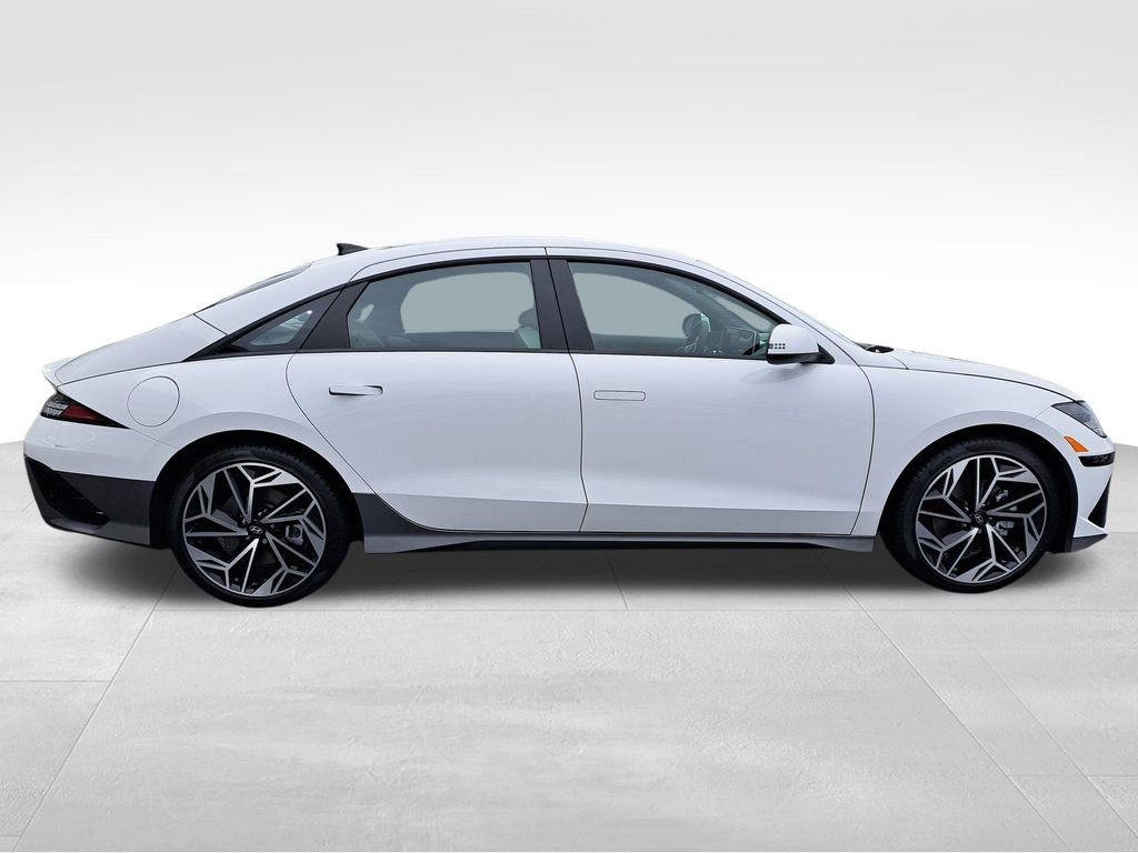New 2025 Hyundai Ioniq 6 SEL AWD/4WD image 4