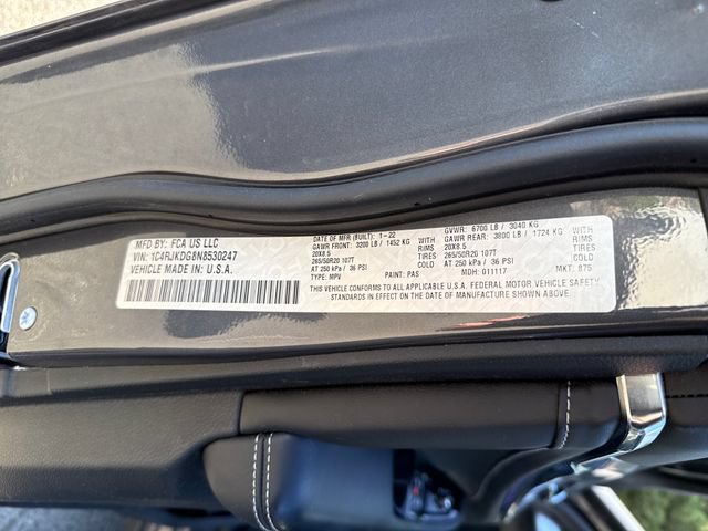 Used 2022 Jeep Grand Cherokee L Overland w/ Advanced Protech Group III AWD/4WD image 17