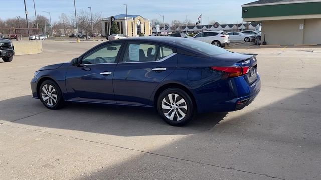 Used 2023 Nissan Altima 2.5 S image 6
