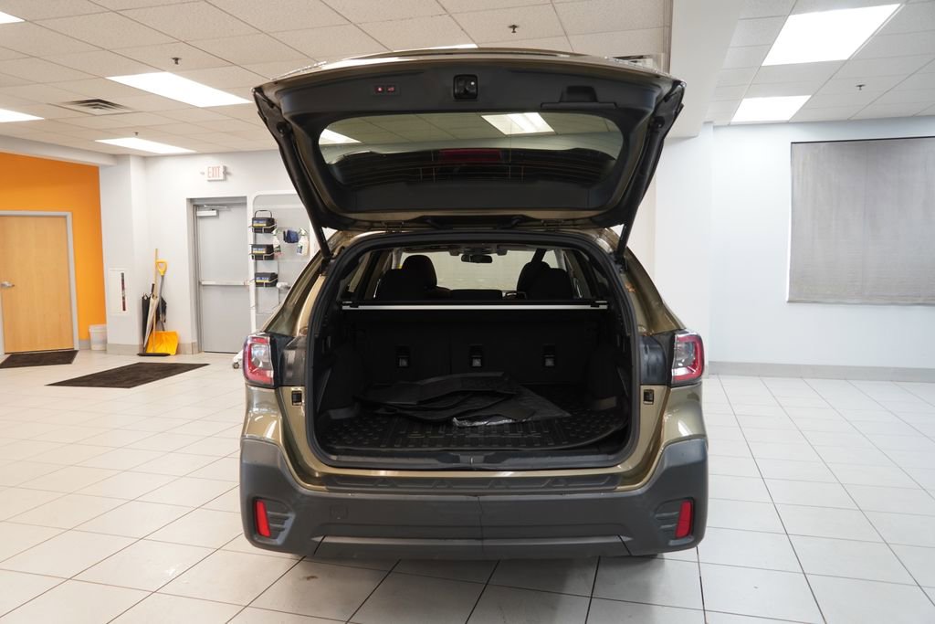 Used 2020 Subaru Outback Premium AWD/4WD image 9