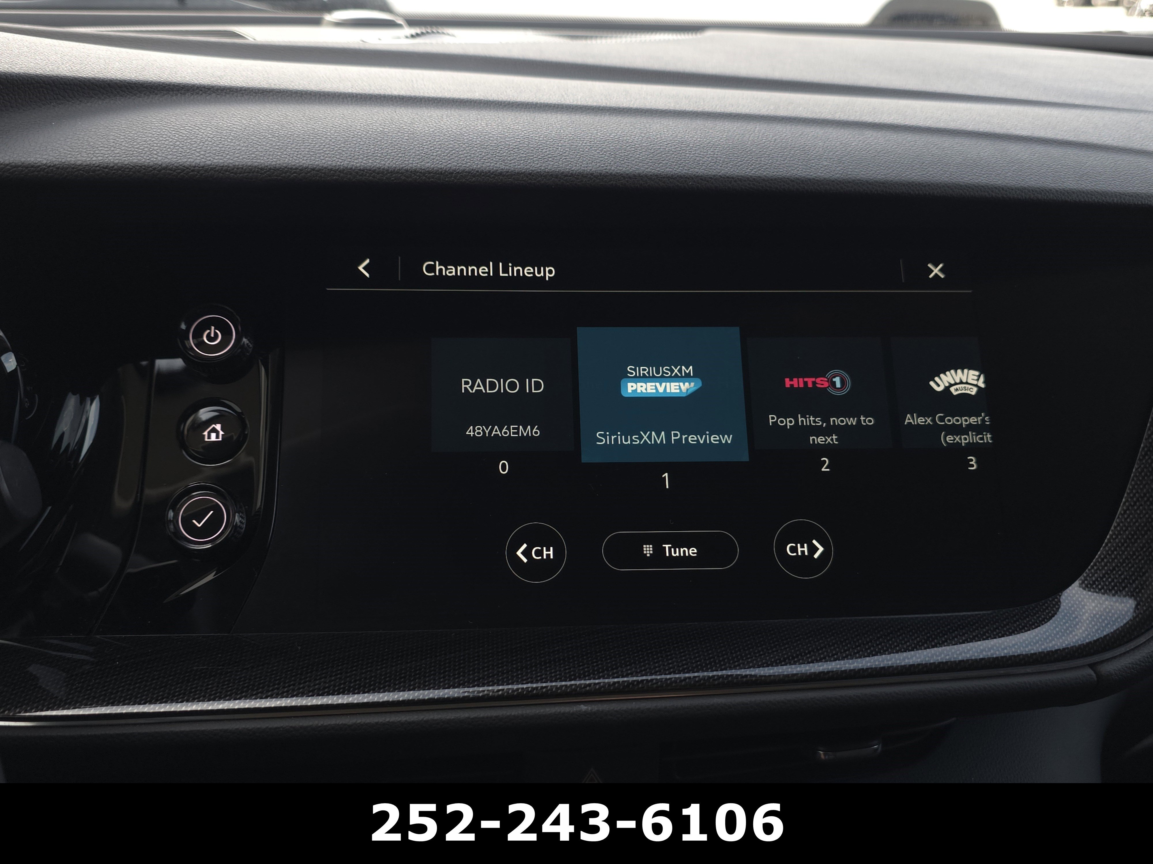 Used 2023 Buick Envision Preferred FWD image 21