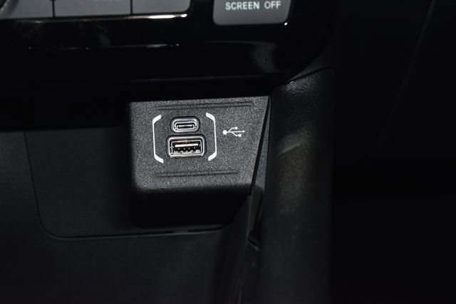 New 2026 Jeep Compass Latitude w/ Sun and Sound Group AWD/4WD image 17