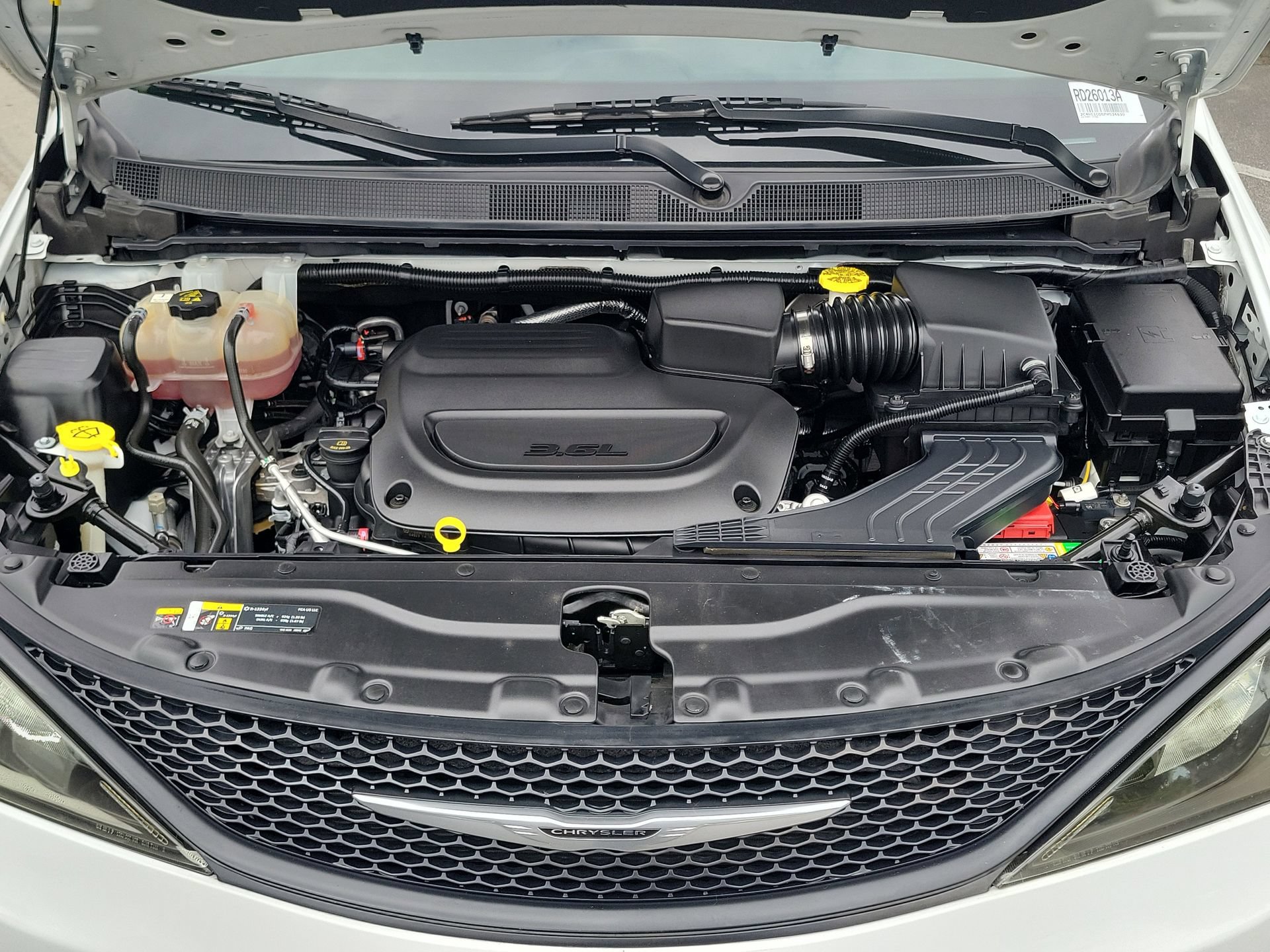 Certified 2023 Chrysler Voyager LX FWD image 23