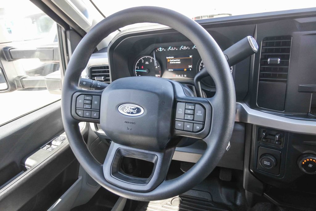 New 2024 Ford F450 XL w/ XL Chrome Package RWD image 15