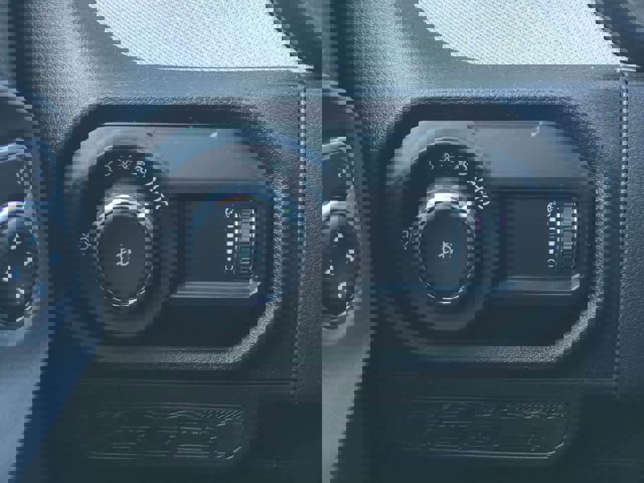 Certified 2024 Jeep Wrangler Sport S image 18