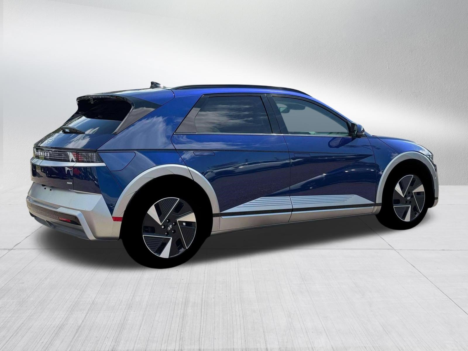 New 2026 Hyundai Ioniq 5 Limited AWD/4WD image 8