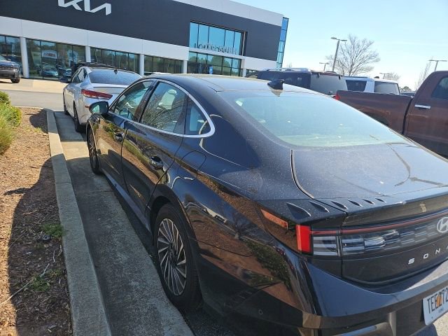 Used 2025 Hyundai Sonata Limited image 11