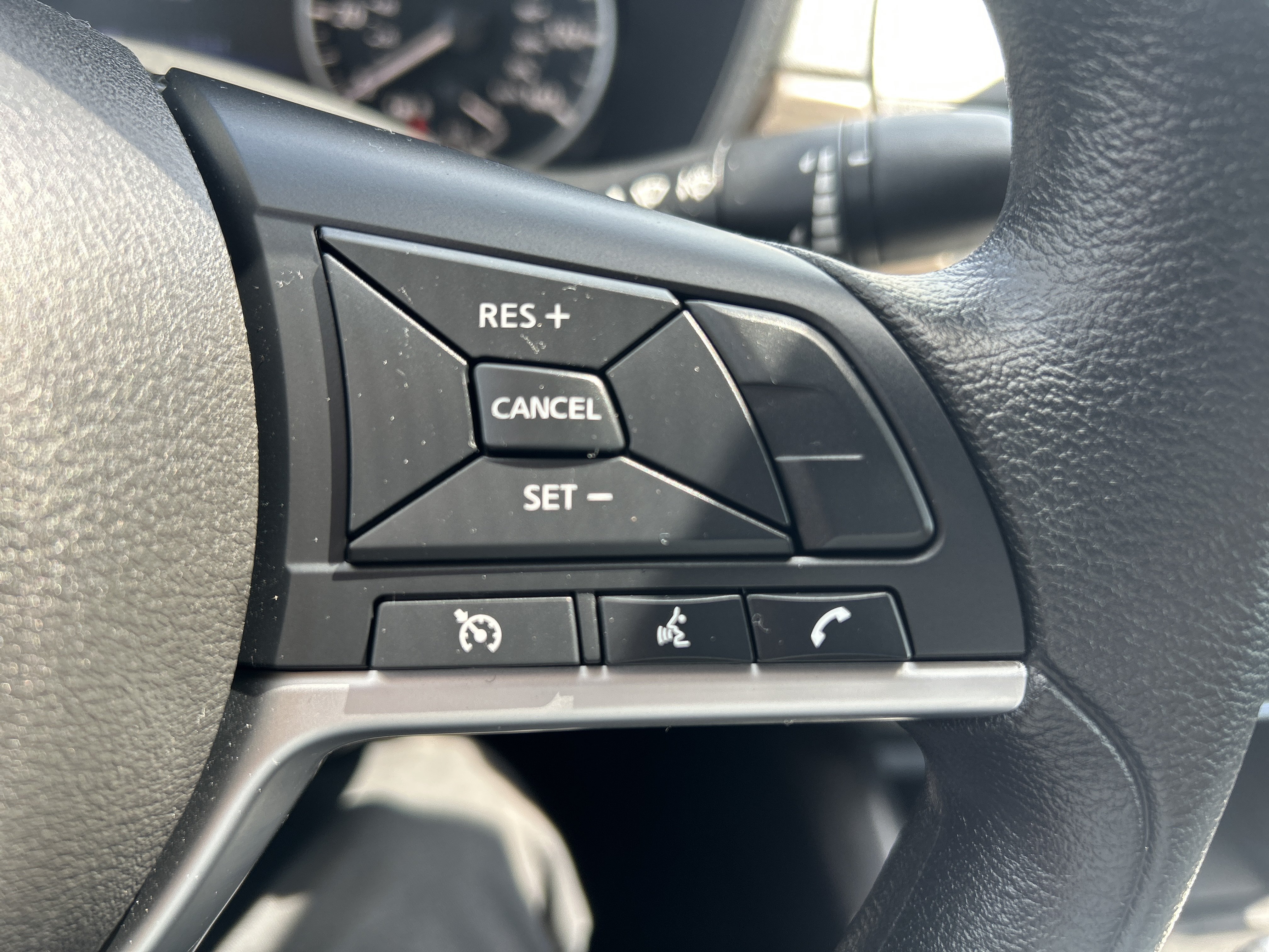 Certified 2025 Nissan Altima 2.5 SV FWD image 28
