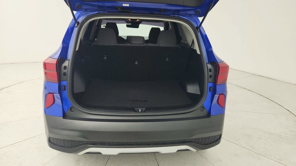 Used 2023 Kia Seltos LX image 46