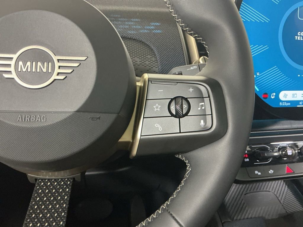 Certified 2025 MINI Cooper Countryman SE AWD/4WD image 14