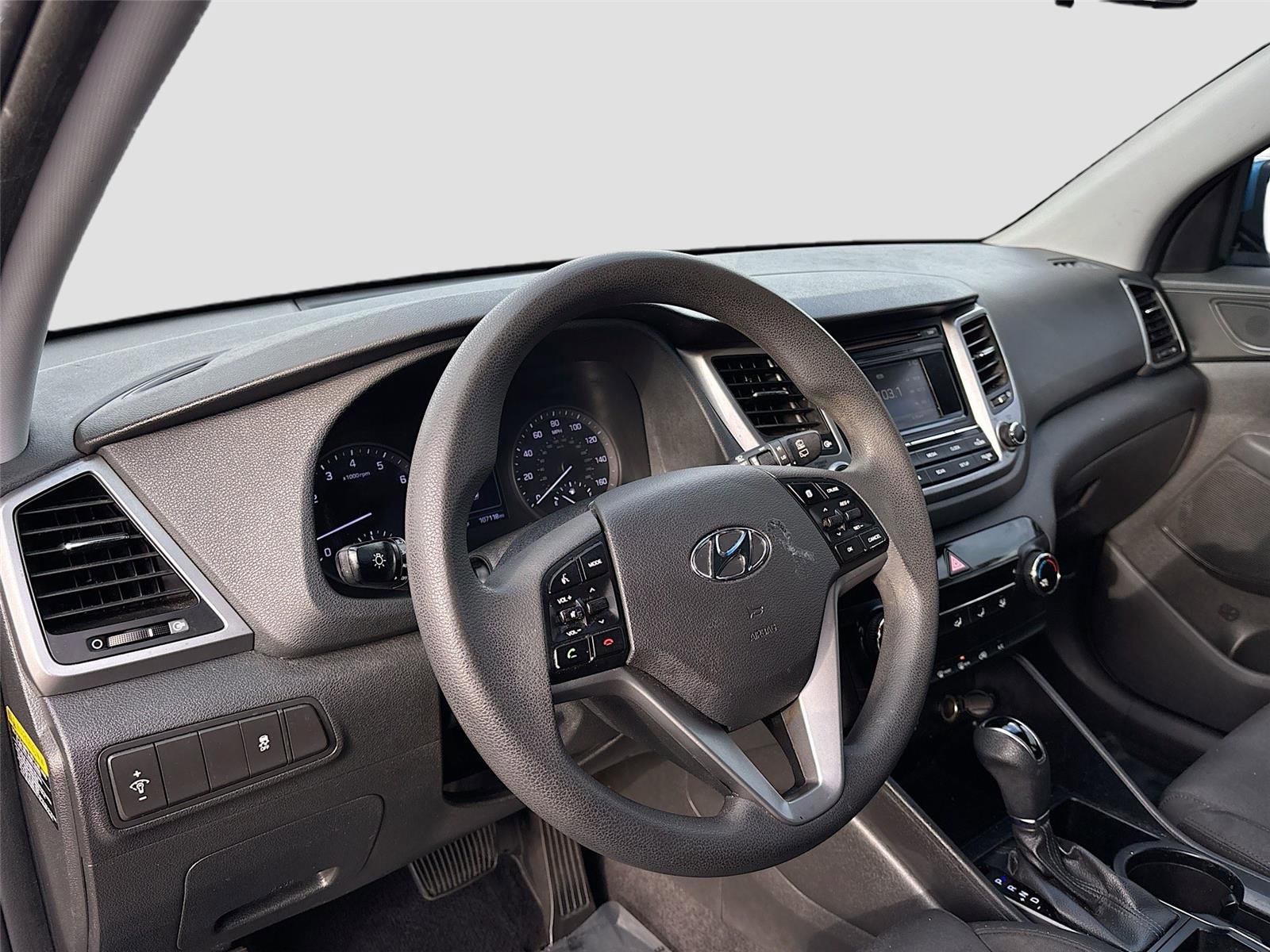 Used 2018 Hyundai Tucson SE w/ Cargo Package FWD image 9
