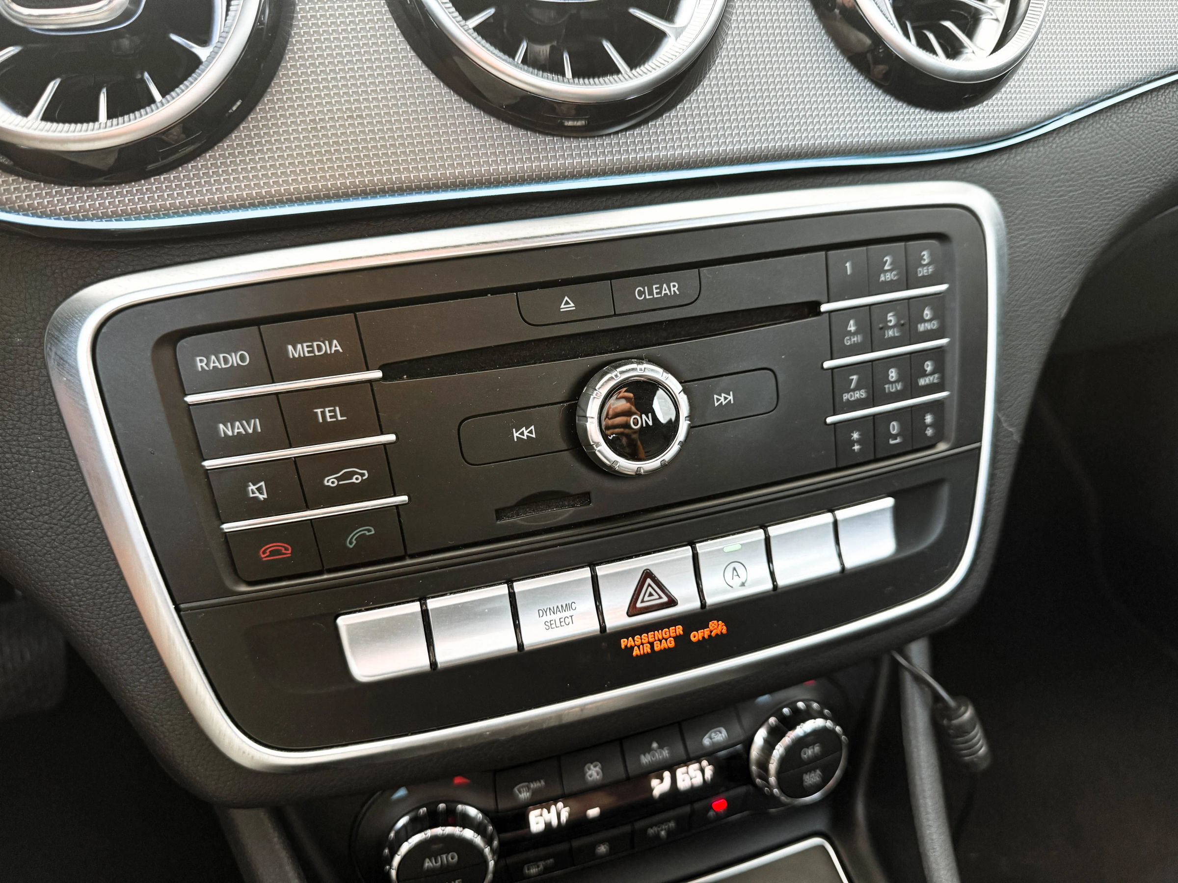 Used 2018 Mercedes-Benz CLA 250 image 19