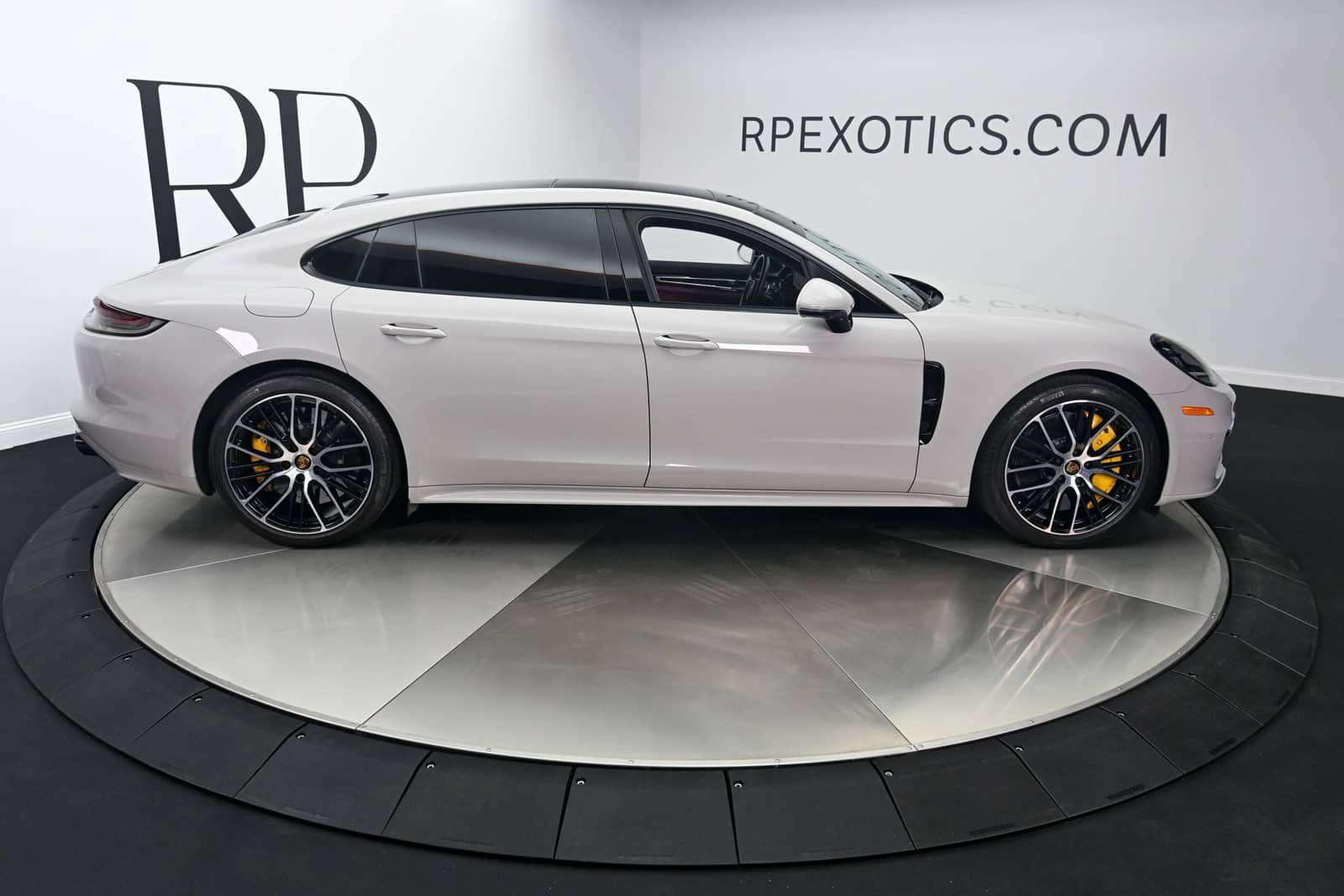Used 2023 Porsche Panamera Turbo S Executive AWD/4WD image 11