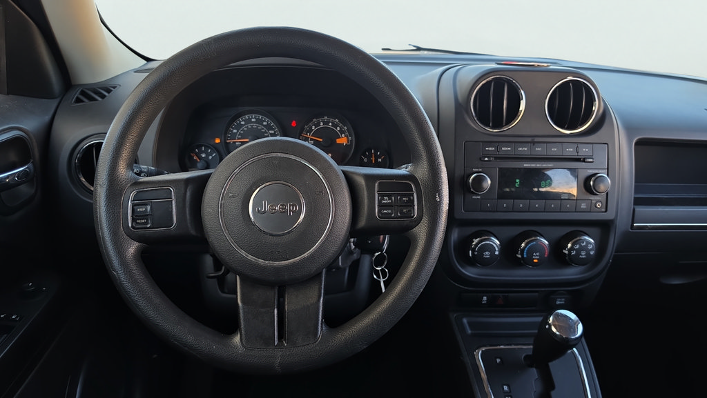 Used 2015 Jeep Patriot Sport w/ Power Value Group AWD/4WD image 12