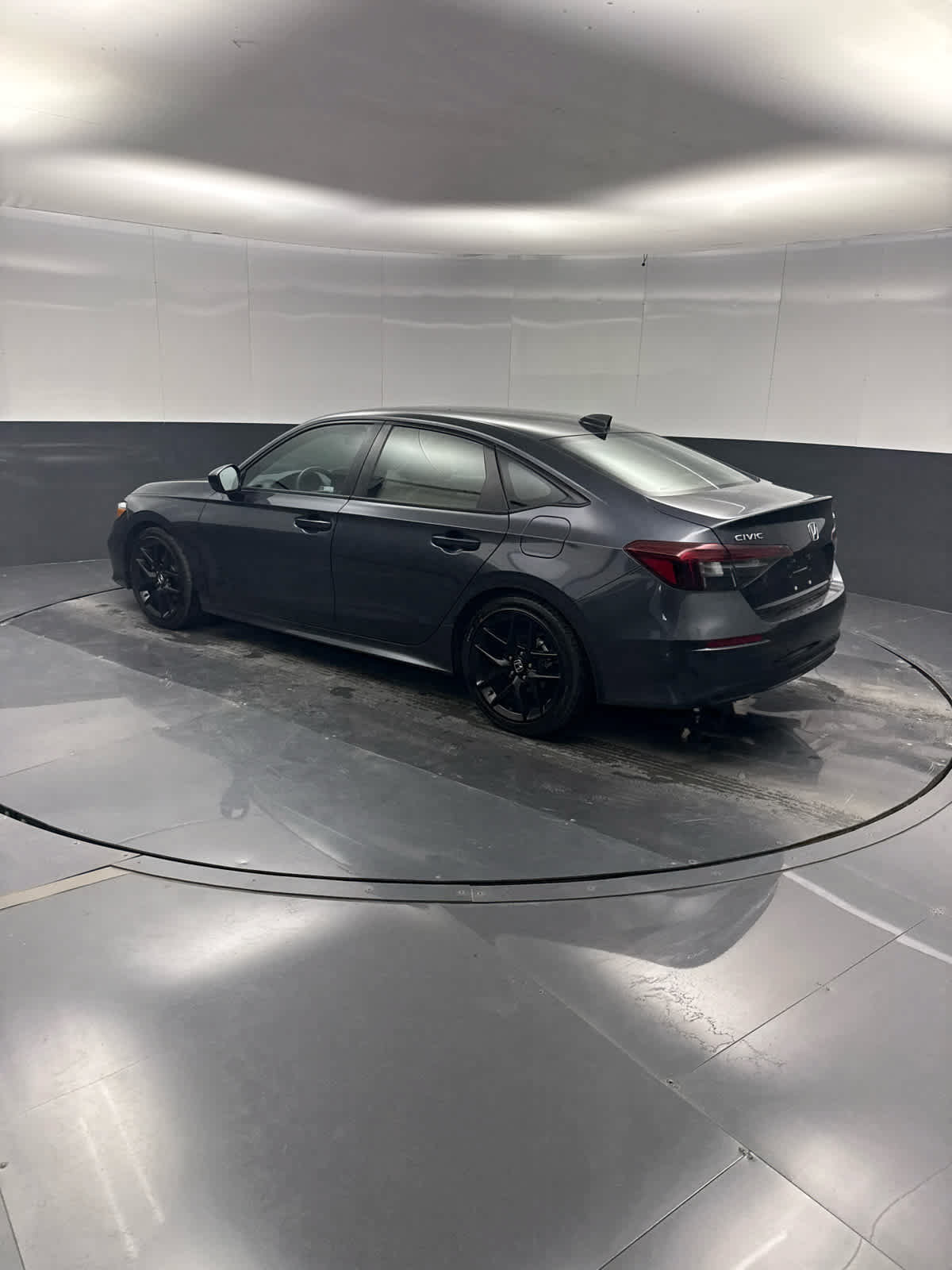 Used 2025 Honda Civic Sport image 32