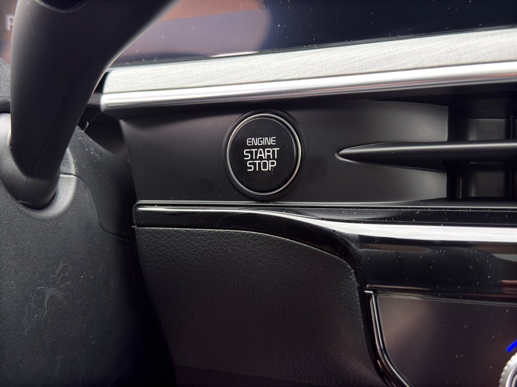 New 2025 Kia K5 EX FWD image 18