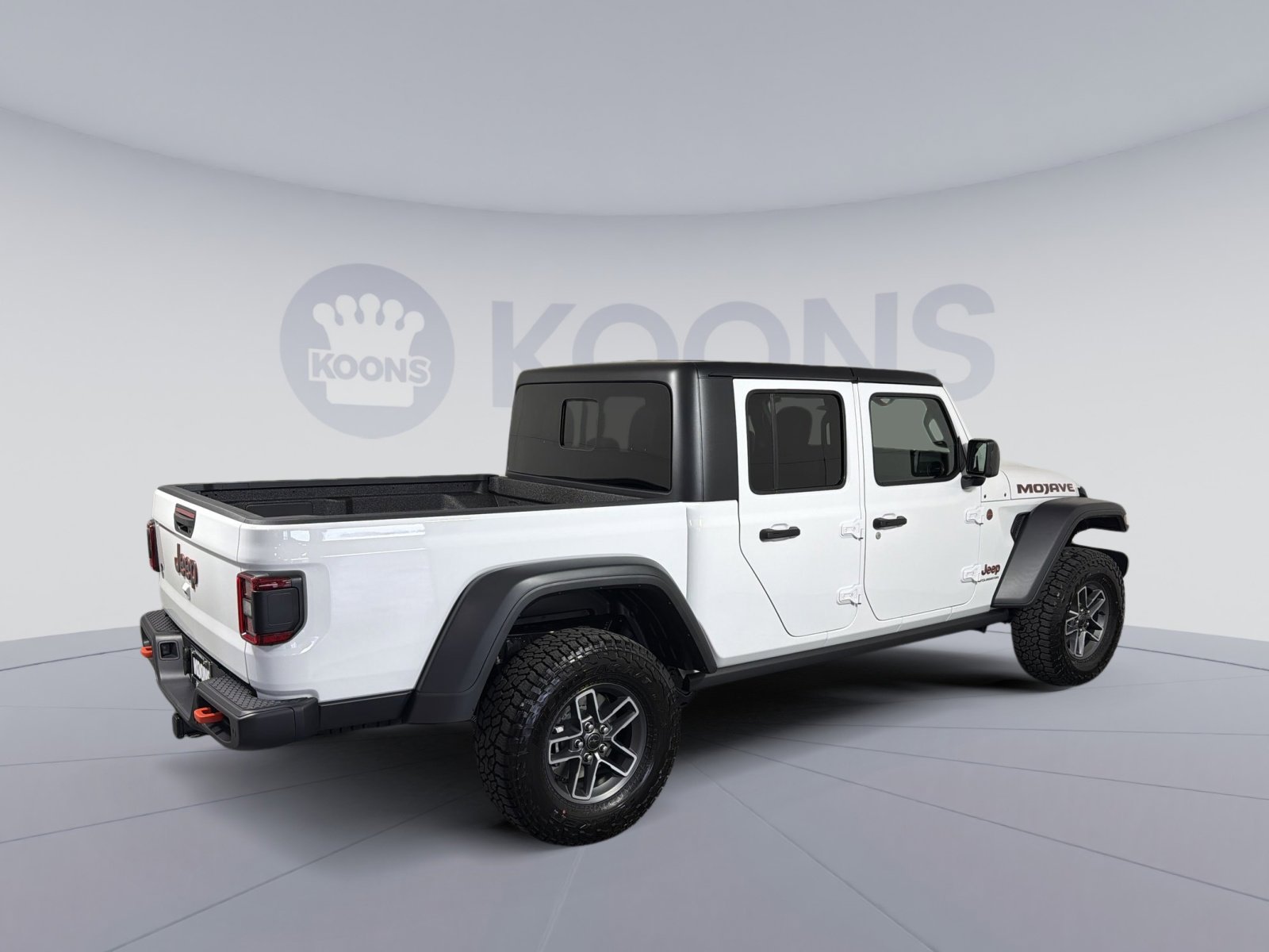 Used 2025 Jeep Gladiator Mojave w/ Safety Group image 7