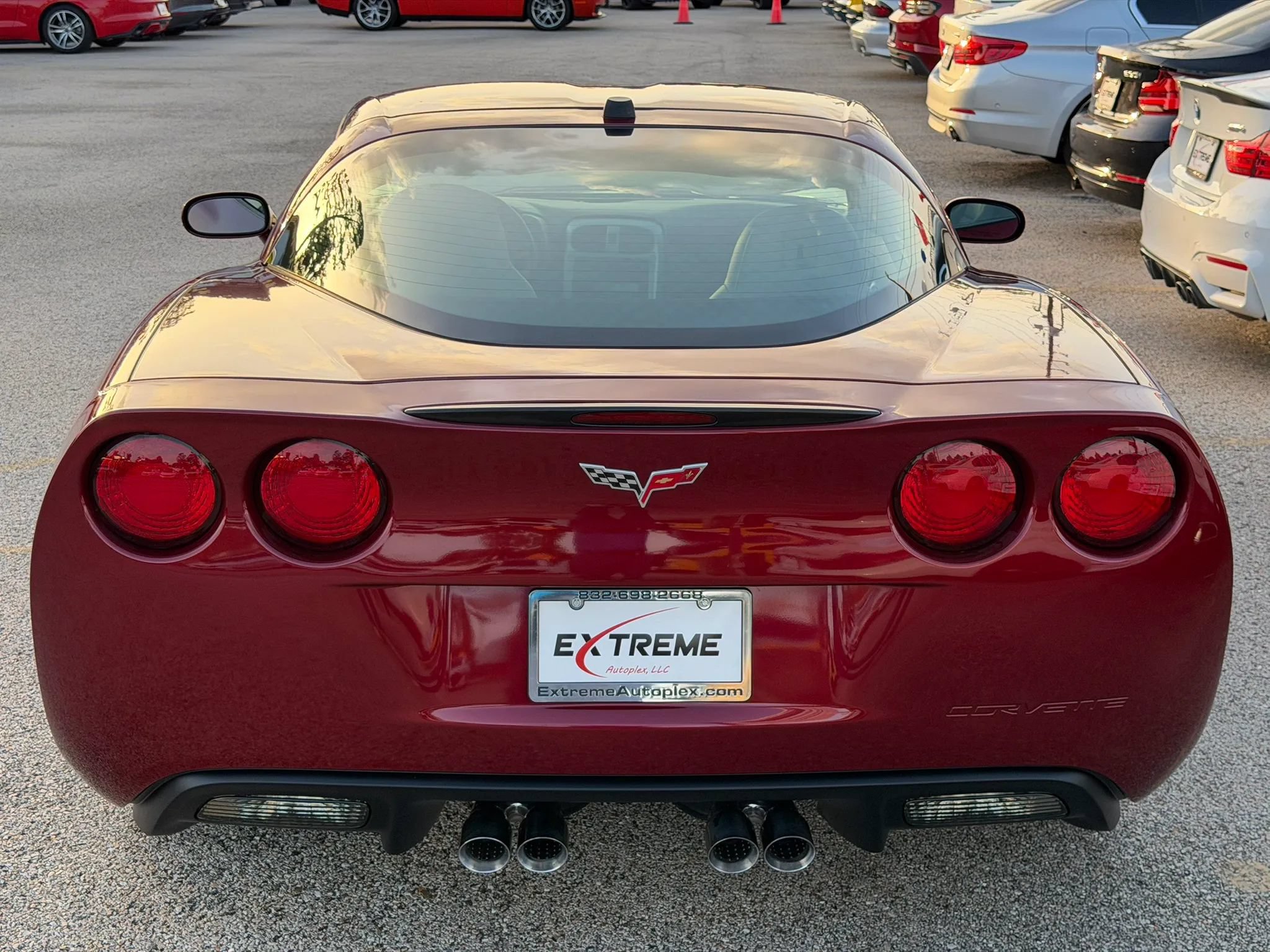 Used 2005 Chevrolet Corvette Coupe w/ Preferred Equipment Group RWD image 3