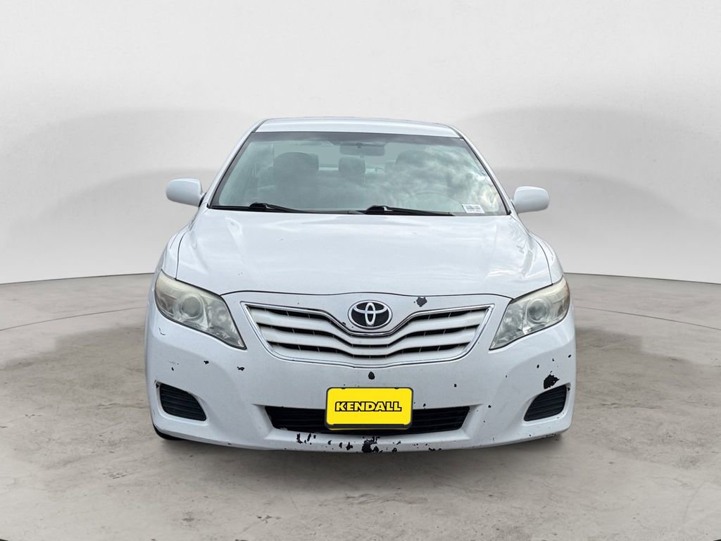 Used 2011 Toyota Camry LE FWD image 8