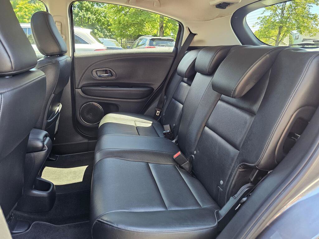 Used 2017 Honda HR-V EX-L image 17