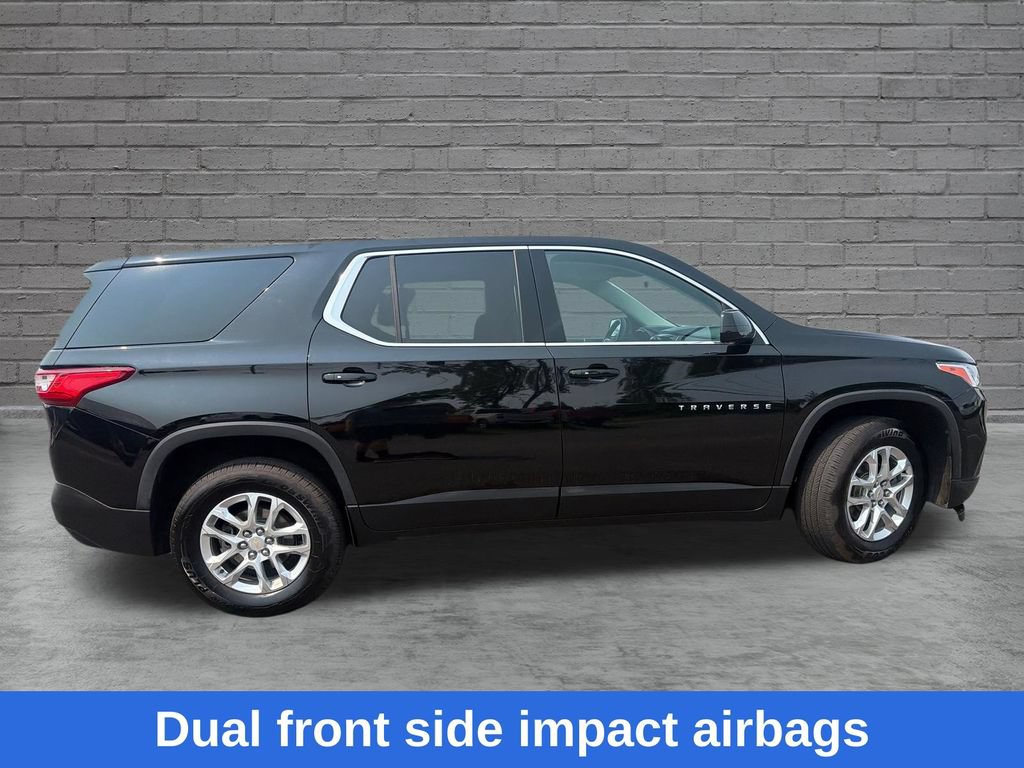 Used 2020 Chevrolet Traverse LS w/ LPO, Floor Liner Package FWD image 10
