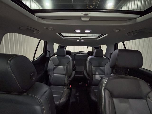 Used 2020 Chevrolet Traverse LT w/ LPO, Midnight Edition image 19