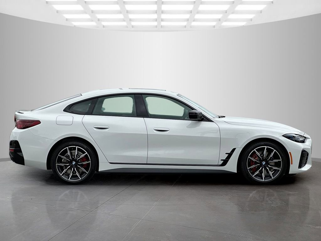Used 2026 BMW i4 eDrive40 w/ M Sport Package image 7