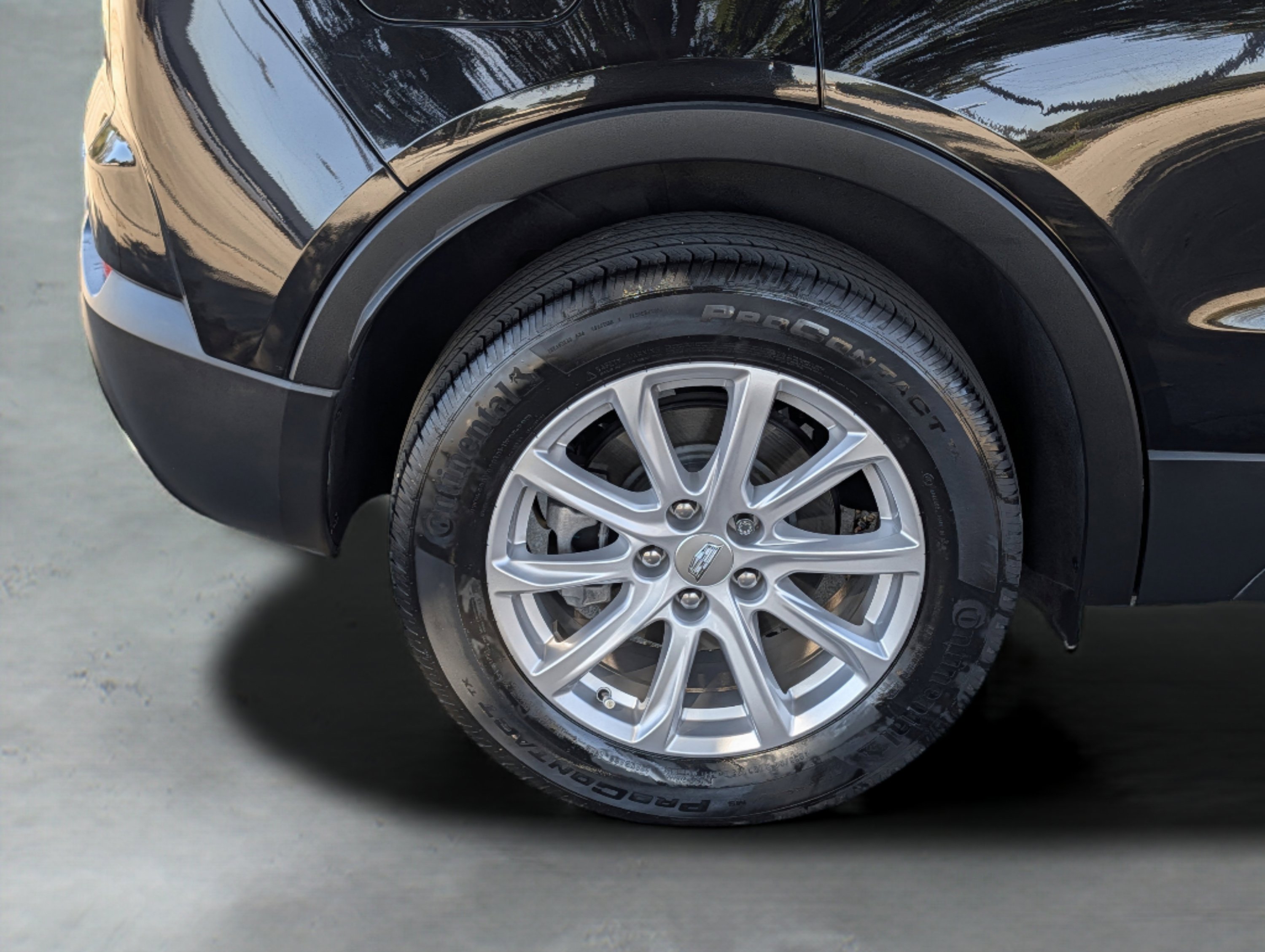 Used 2023 Cadillac XT4 Luxury w/ Cold Weather Package image 70