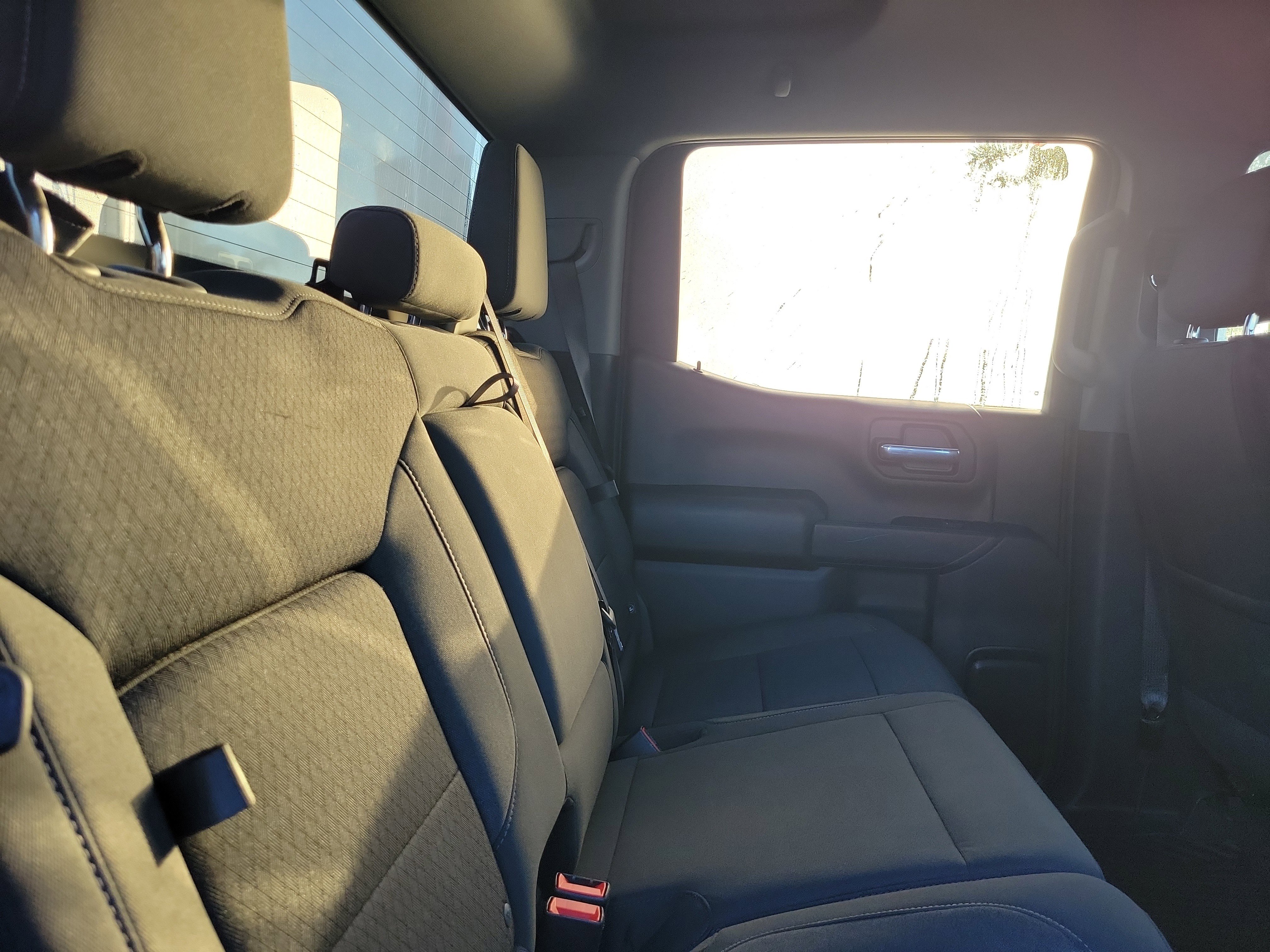 Used 2023 Chevrolet Silverado 1500 Custom image 15