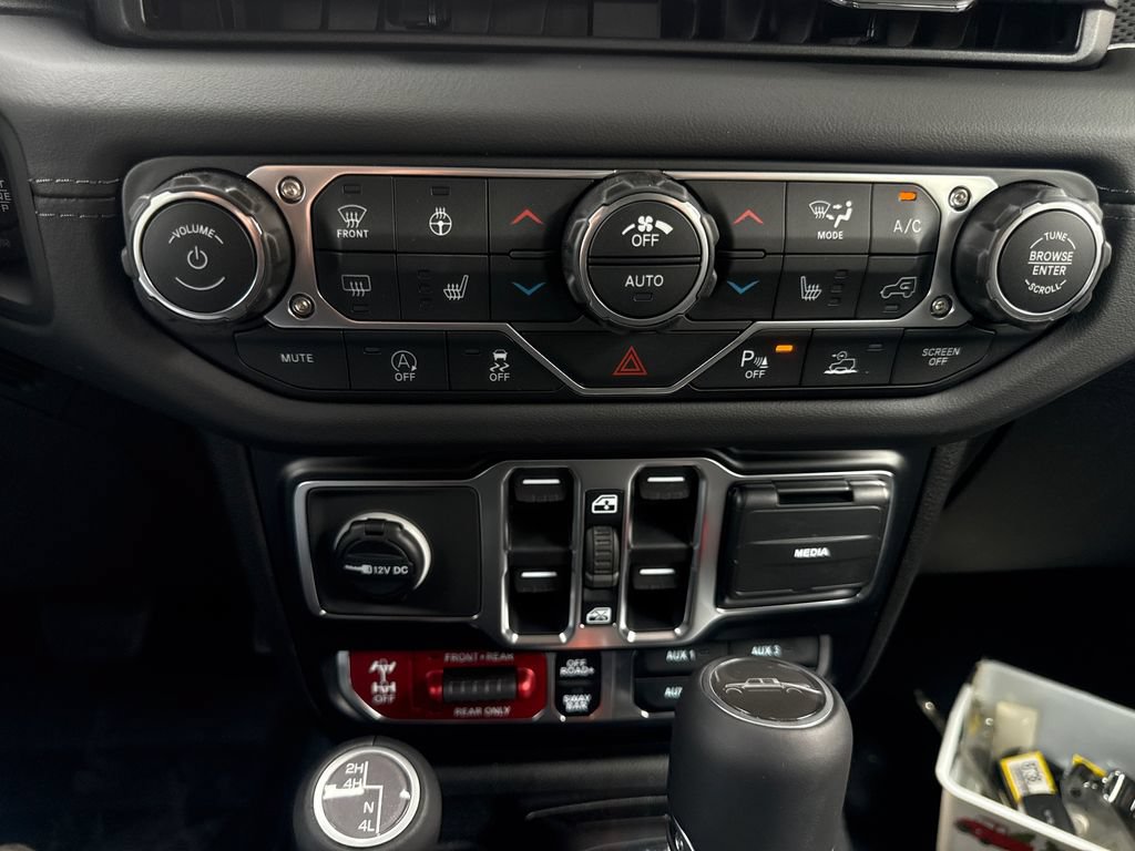 New 2026 Jeep Gladiator Rubicon AWD/4WD image 17