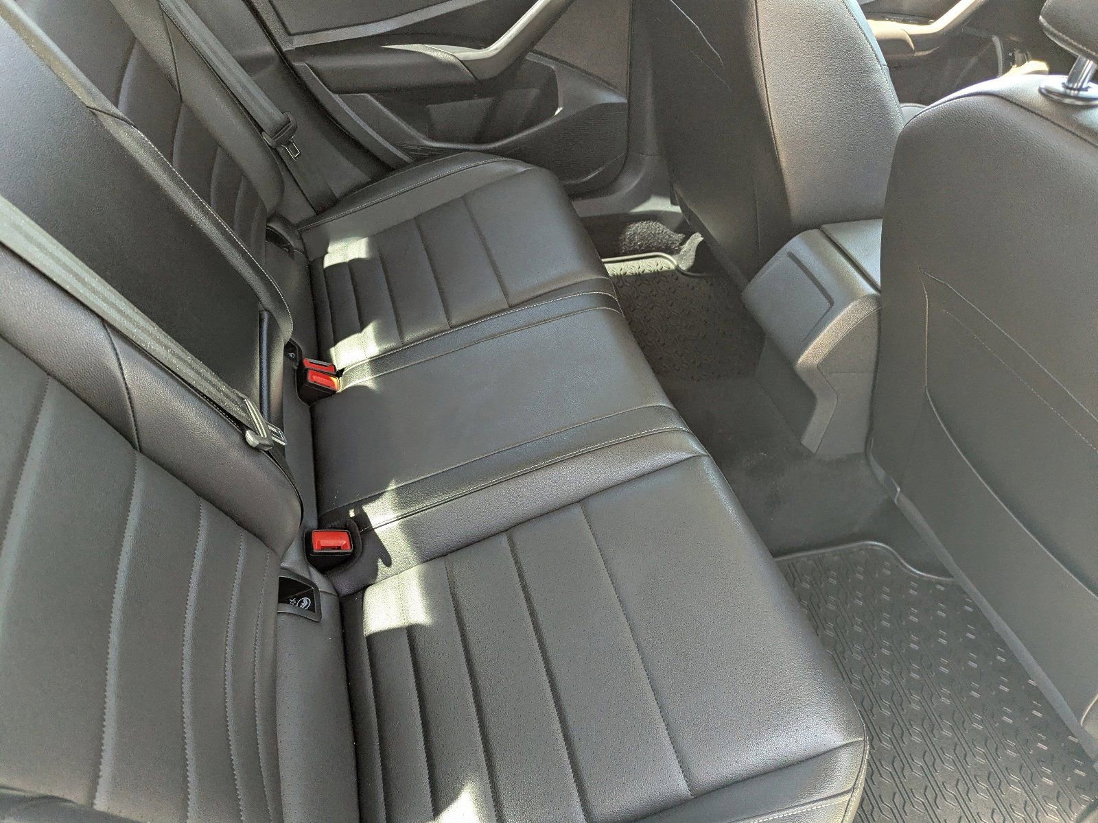 Used 2021 Volkswagen Jetta SE FWD image 13