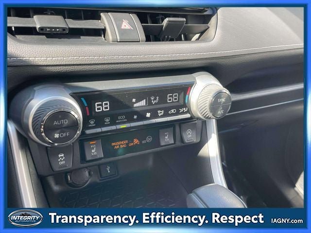 Used 2022 Toyota RAV4 XLE w/ Convenience Package AWD/4WD image 30
