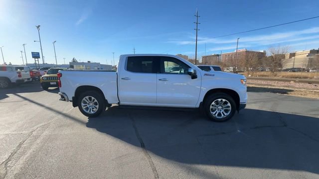 Used 2023 Chevrolet Silverado 1500 LTZ image 9