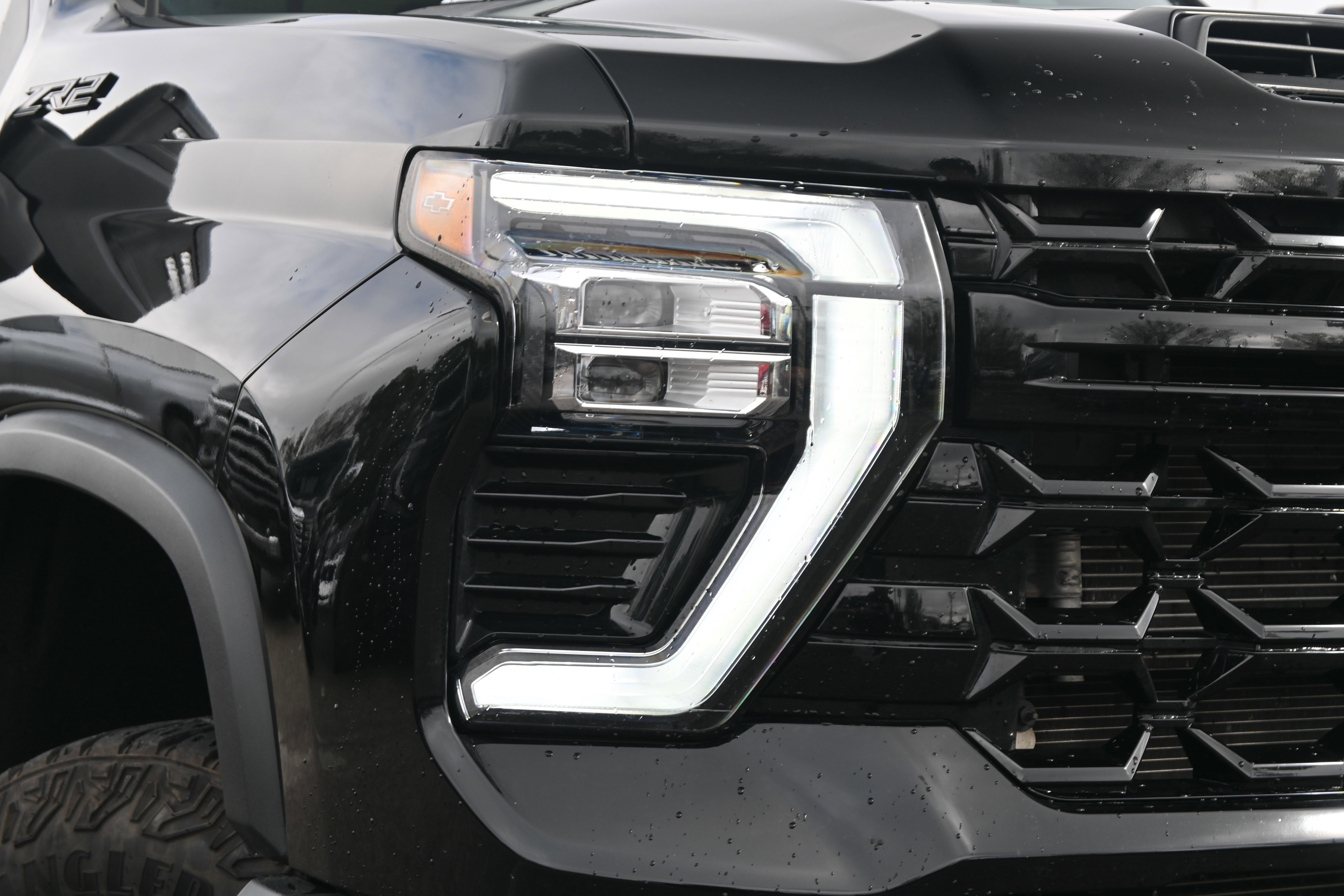 Used 2024 Chevrolet Silverado 2500 ZR2 w/ ZR2 Bison Edition AWD/4WD image 6