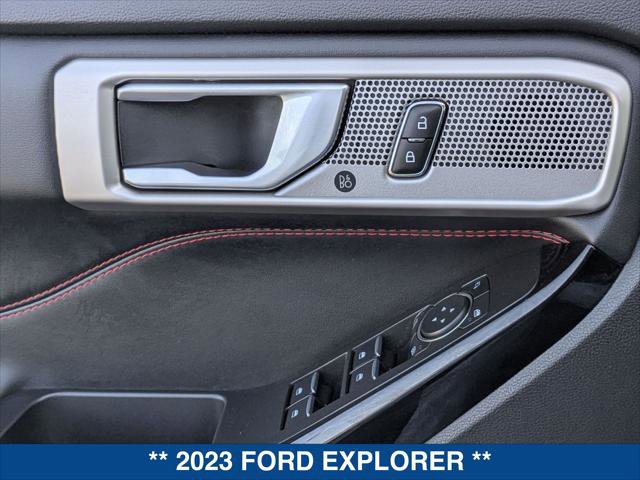 Used 2023 Ford Explorer ST-Line w/ Class IV Trailer Tow Package image 11