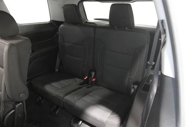 Used 2023 GMC Acadia SLE FWD image 21