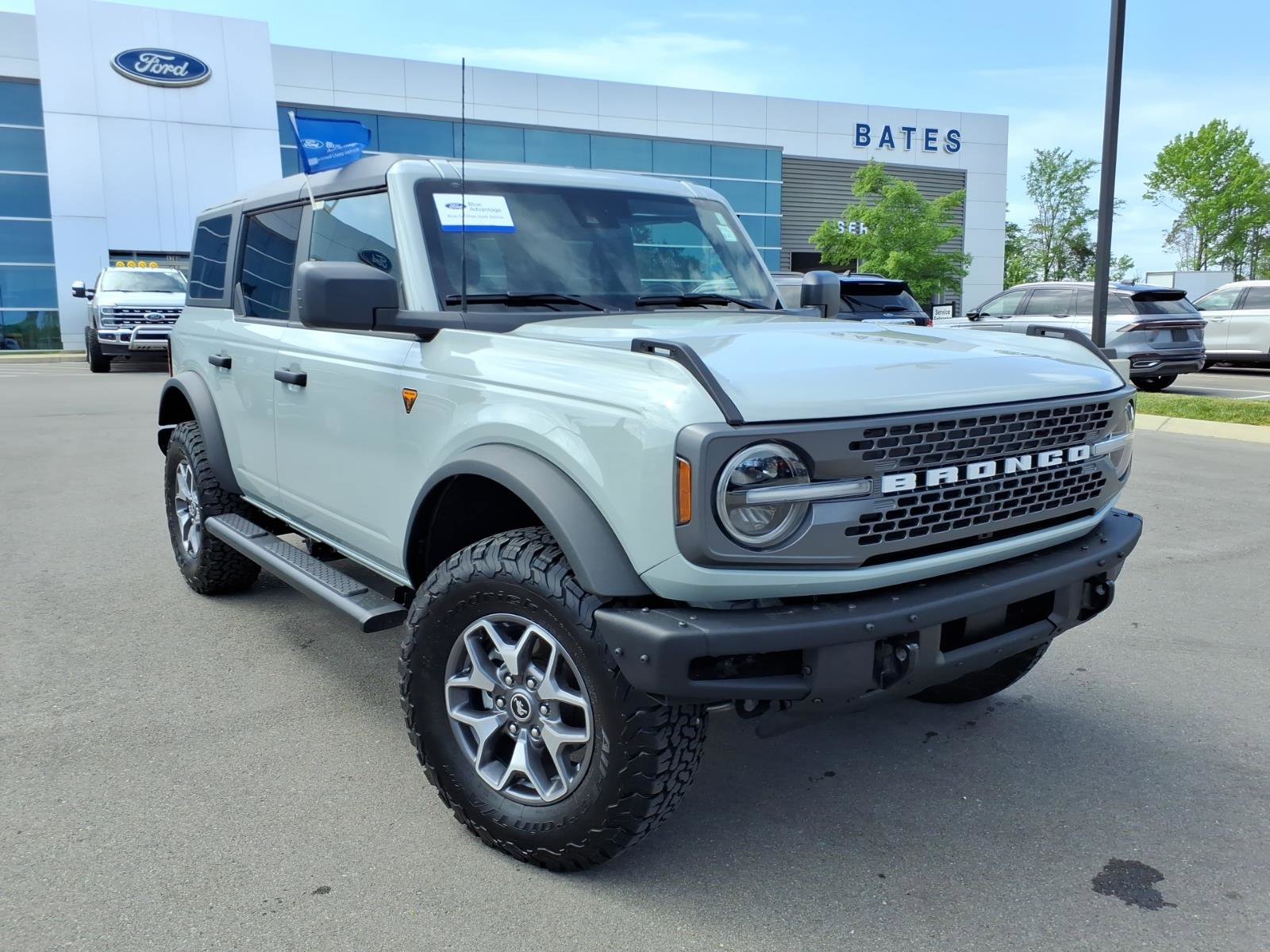Certified 2024 Ford Bronco Badlands image 1