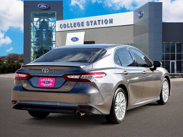 Used 2018 Toyota Camry XLE image 4