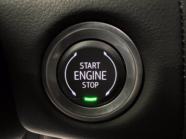 Used 2024 Chevrolet Suburban RST AWD/4WD image 32