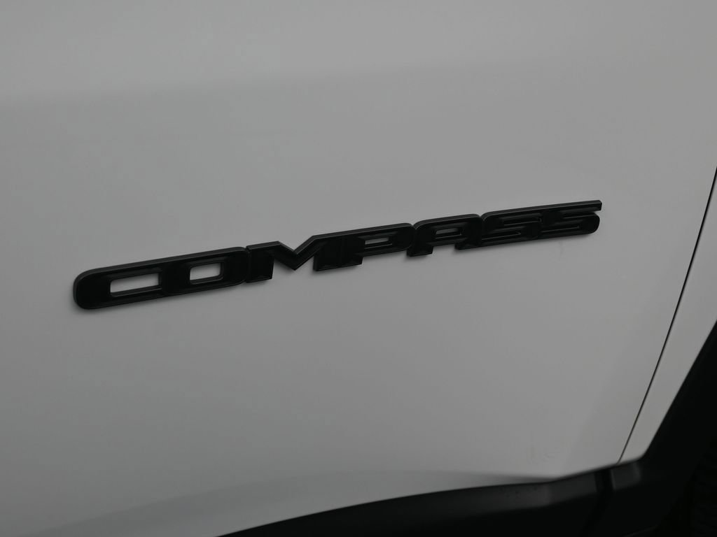 New 2026 Jeep Compass Latitude image 29