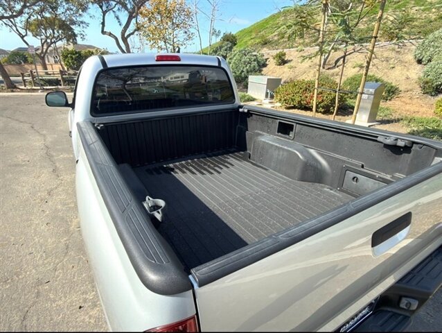Used 2005 Toyota Tacoma 2WD Regular Cab image 6
