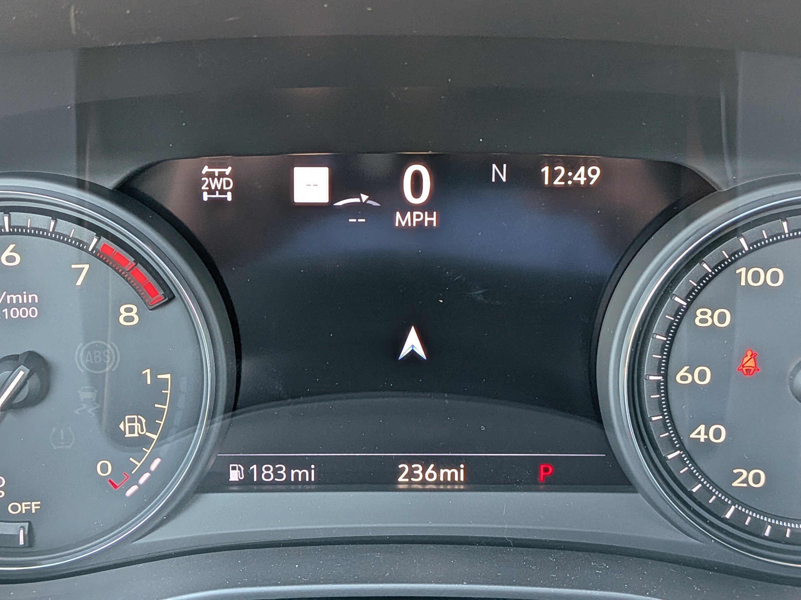 New 2025 Cadillac XT5 Sportv w/ LPO, Blue Accent Package AWD/4WD image 17